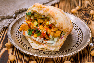 chicken in pita