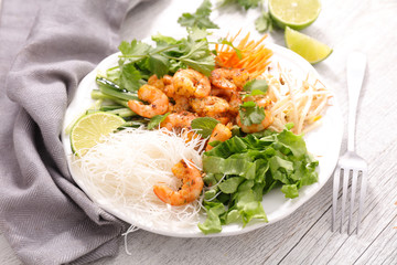noodles with shrimp and coriander