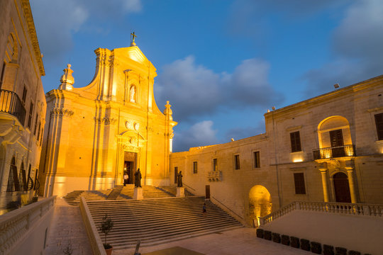 The Catedral de Rabat at night in the ancient citadel of Victoria (Rabat) in the heart of Gozo, Malta, Mediterranean