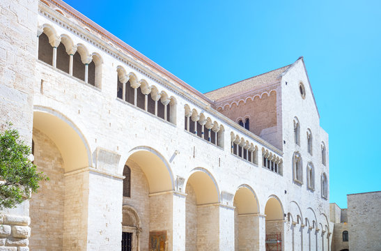 The religious buildings of Bari