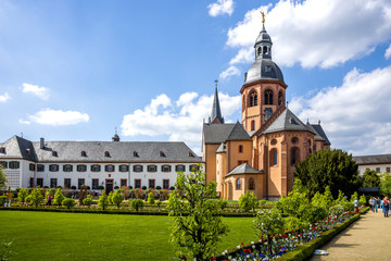Fototapeta na wymiar Kloster Seligenstadt 
