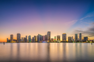 Fototapeta na wymiar Miami, Florida, USA skyline on Bisayne Bay