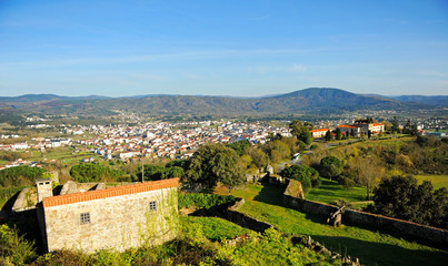 Fototapeta na wymiar Vista de Verín dese el castillo de Monterrei, provincia de Ourense, Galicia, España