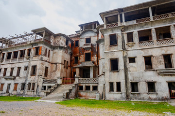 Fototapeta premium Abandoned hotel, Bokor, Cambodia
