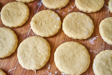 Round Fresh Dough for Dampfnudle