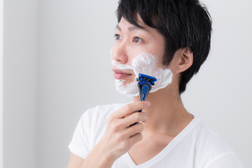 若い男性