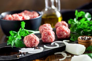 Raw meatballs