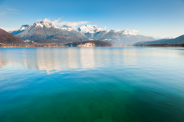 Fototapeta na wymiar Annecy lake in French Alps.