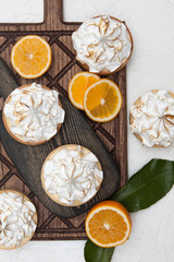 Obraz na płótnie Canvas Lemon tart with Italian meringue