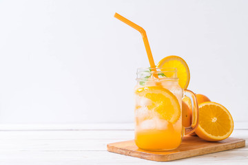 orange juice with soda