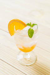 orange juice with soda