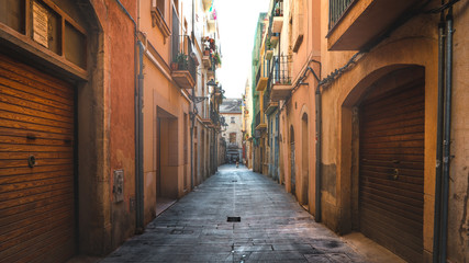 Fototapeta na wymiar Old Spanish alley