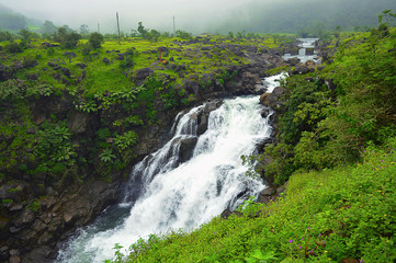 Fototapeta na wymiar Kondhawale waterfall near Bhimashankar