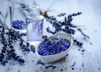 Fototapeta na wymiar lavender spa treatment