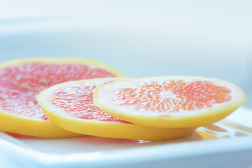 Fototapeta na wymiar Juicy grapefruit slices