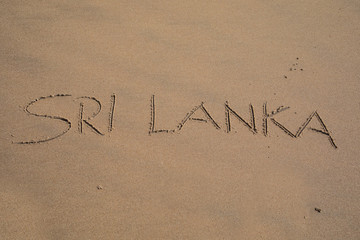 Das Wort Sri Lanka  in den Sand geschrieben
