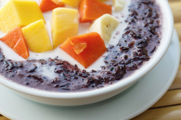 porridge made of black rice