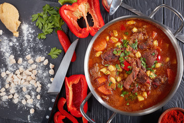  hot beef hungarian goulash with veggies
