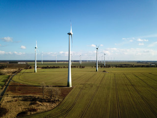 Windräder auf einen Feld