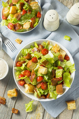 Healthy BLT Salad with Croutons