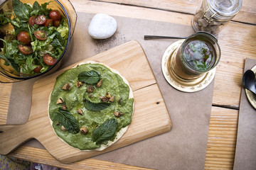 Vegan Pizza with Mint Tea