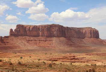 Obraz premium Sentinel Mesa in Monument Valley. Arizona. USA