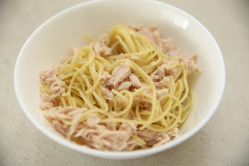 Tuna spaghetti