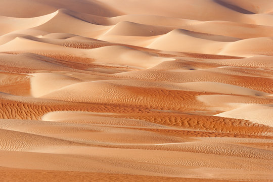 Abstract Dune Patterns in the Empty Quarter