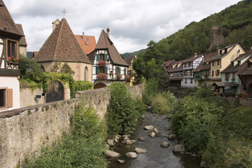 Fototapeta na wymiar Kaysersberg, Alsazia, Francia