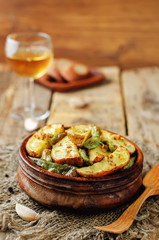 Garlic herb roasted potatoes and green beans