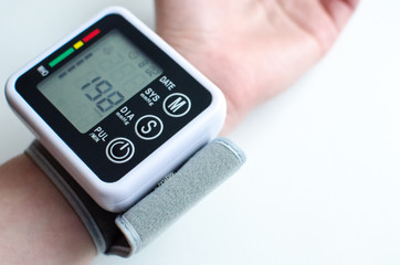 blood pressure pulse monitor check health