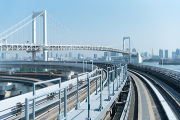 レインボーブリッジのループ橋（ゆりかもめ）