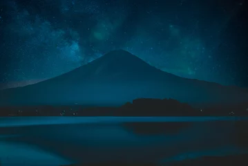 Gardinen Fuji mountain view. The most famous mount in japan © oneinchpunch