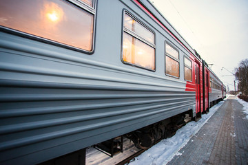 Obraz premium view in perspective on the departing train
