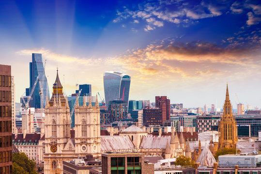 London Skyline, Old And New