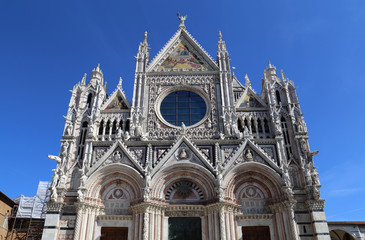 Fototapeta na wymiar Cathedral of Siena, Italy