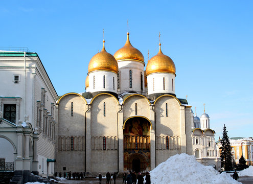 Photo of the Assumption Cathedral in the Moscow Kremlin