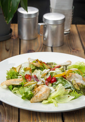 Caesar salad with chicken