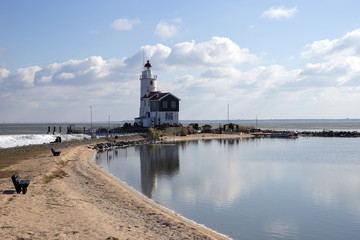 Fototapeta na wymiar Lighthouse het Paard from Marken in winter
