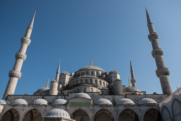 Fototapeta na wymiar Blue Mosque, Istanbul, Turkey with blue sky above
