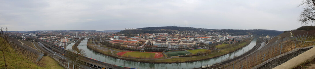 Fototapeta na wymiar Panoramic picture of the city of Würzburg (Germany)