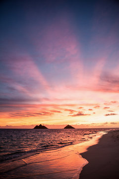sunrise at lanikai beach © tomas del amo