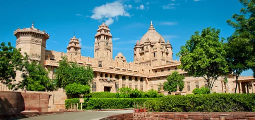 Foto op Plexiglas Umaid Bhawan palace hotel in Jodhpur in Rajasthan, India © olenatur