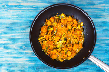 Pumpkin, vegetable and mushroom in the wok