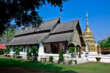 Fototapeta na wymiar Wat Pho Doi is an ancient temple in Pong.