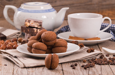 Hazelnut shortbread sandwiches filled with chocolate cream