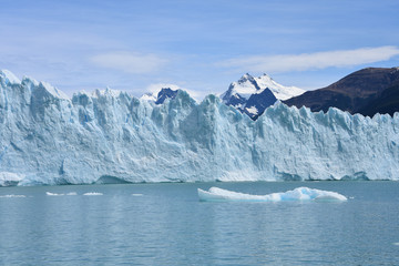 Perito Moreno glacier and Andes mountains, Parque Nacional Los Glaciares, UNESCO World Heritage Site, El Calafate, Argentina