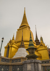 Fototapeta premium Phra Siratani Chedi in Bangkok