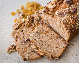 Vegetarian cake with raisins, walnuts and honey