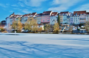 Wil, Stadtweiher mit Altstadtpanorama